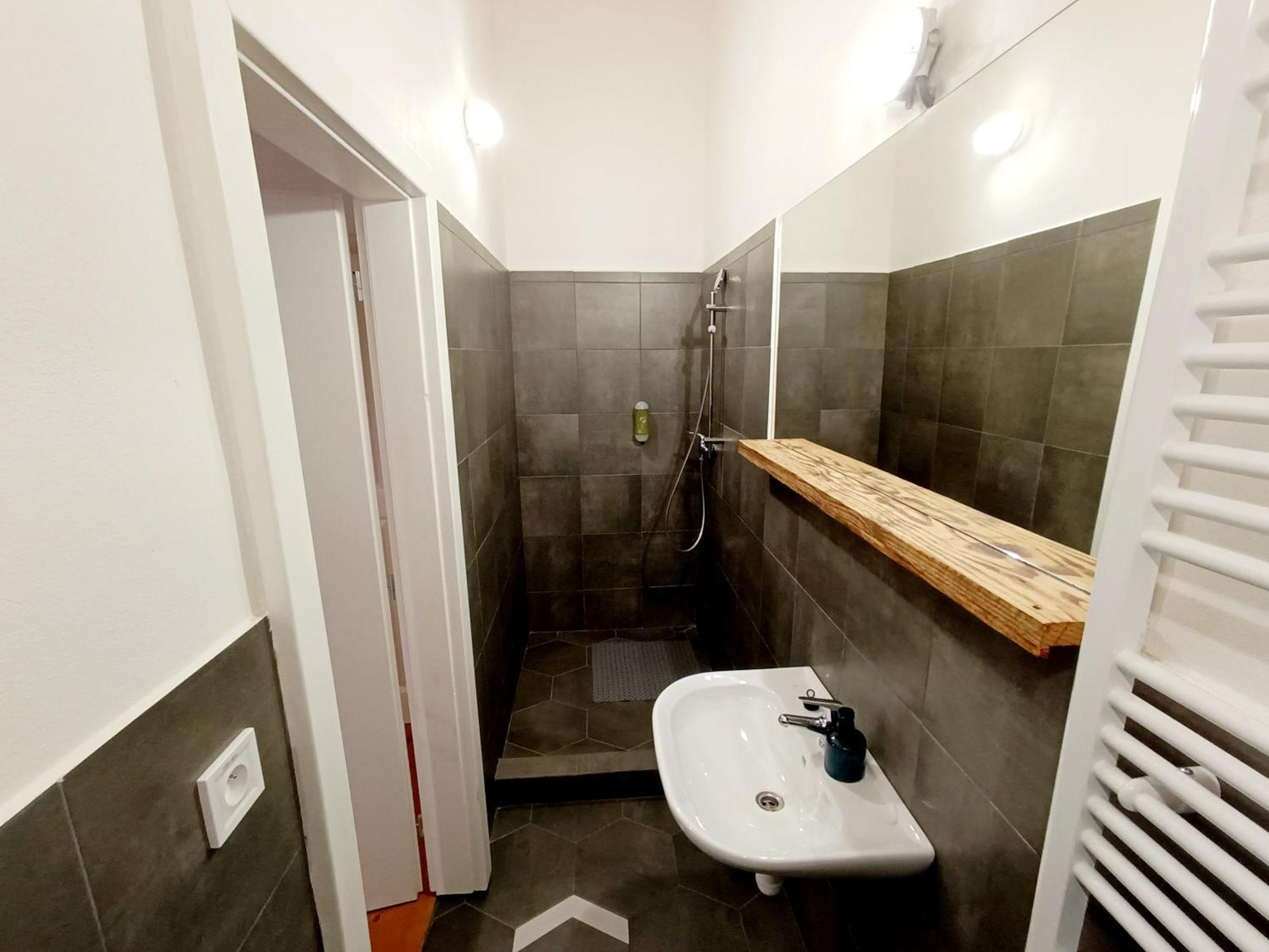 Hostel Cosmopolitan* Банска-Штьявница Экстерьер фото